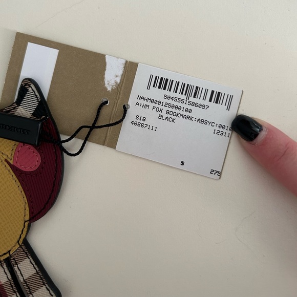 Burberry Bookmark - Picture 2 of 3